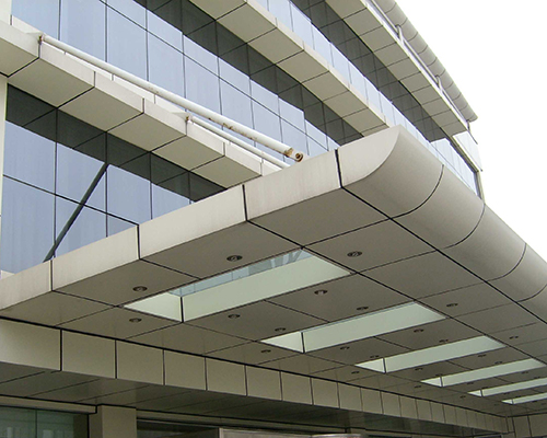 獨具風(fēng)采,選擇沈陽幕墻鋁單板打造建筑外觀的時尚品味